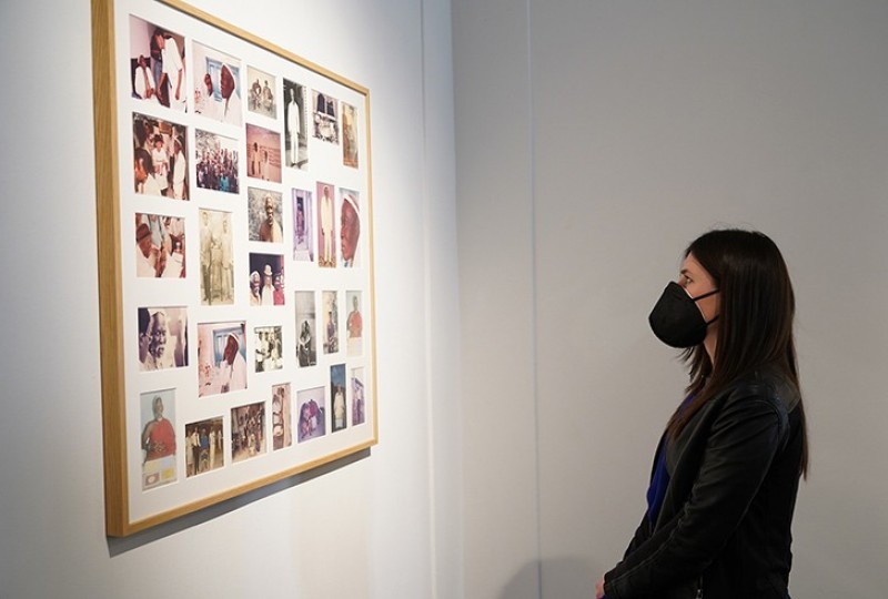 Visite virtuali per  Frédéric Bruly Bouabré  ARTE ALFABETO UNIVERSALE  Ecco il calendario dei contenuti social 
