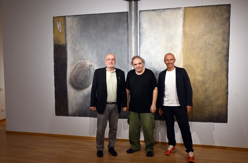 Ultimo fine settimana per le mostre al Palazzo delle Esposizioni di Lucca. Sabato 14 ottobre alle 17 la visita guidata con l’artista Sergio Tappa