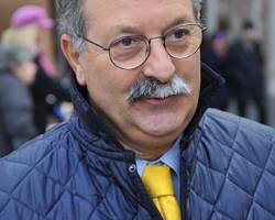 Caffè Di Simo tra fine Ottocento e primi del Novecento il professor Umberto Sereni  apre il calendario di incontri